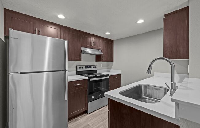 Sutter Station Apartments