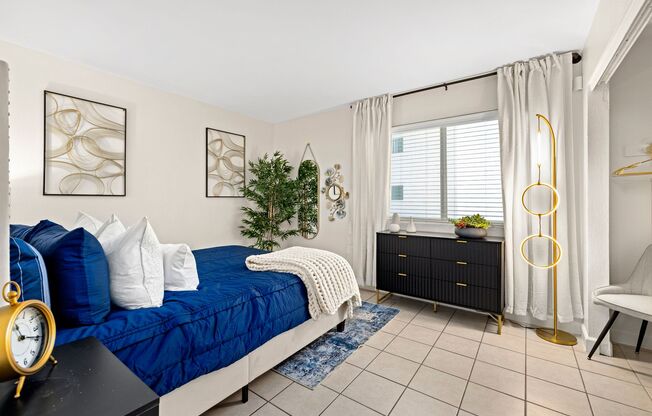 1 bed, 1 bath, 700 sqft, $957, Unit 223
