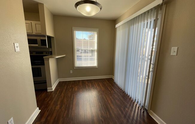 2 beds, 2 baths, 917 sqft, $1,495, Unit #306