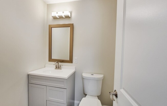 2 beds, 2.5 baths, 1,145 sqft, $4,000, Unit 714