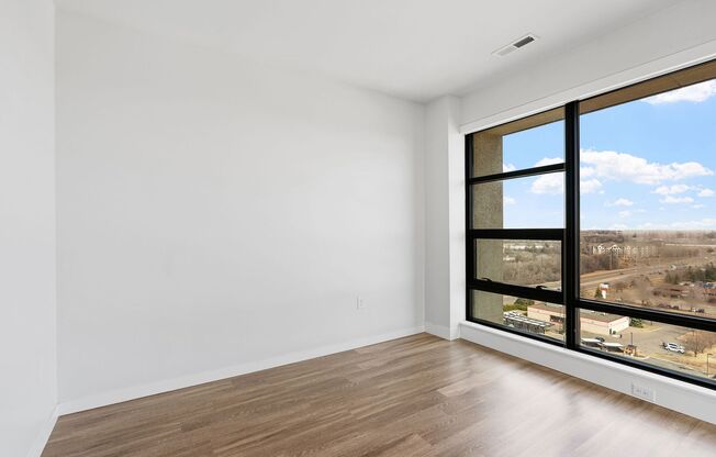 1 bed, 1 bath, 755 sqft, $1,895, Unit 810