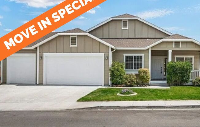 Energy efficient 3-Bedroom home in Reno a Must See!!