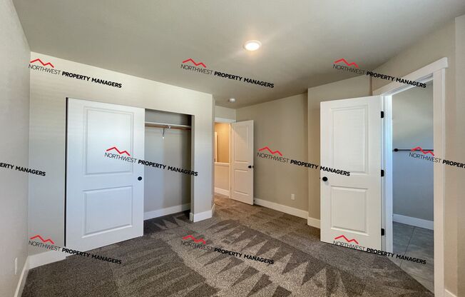 2 beds, 2.5 baths, 1,069 sqft, $1,695, Unit #U-10