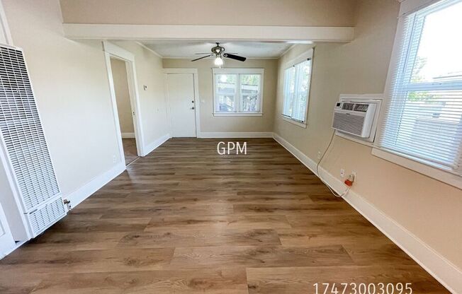 383 N WILSON AVE