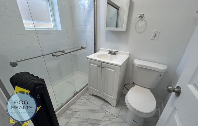 Studio, 1 bath, $850, Unit 5017-12