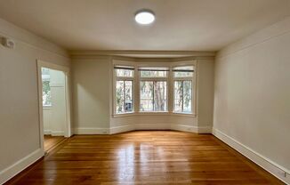1112 LARKIN ST