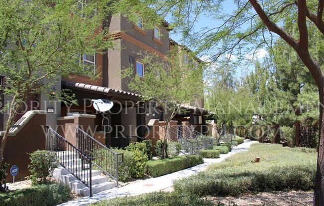 GORGEOUS Pulte Townhome! 4 Bedroom (Dual Primary Bedroom) + Den! 2000+ SQ FT!