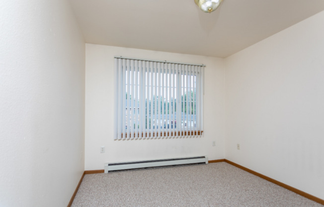 Two Bedroom Upper Unit in Antigo