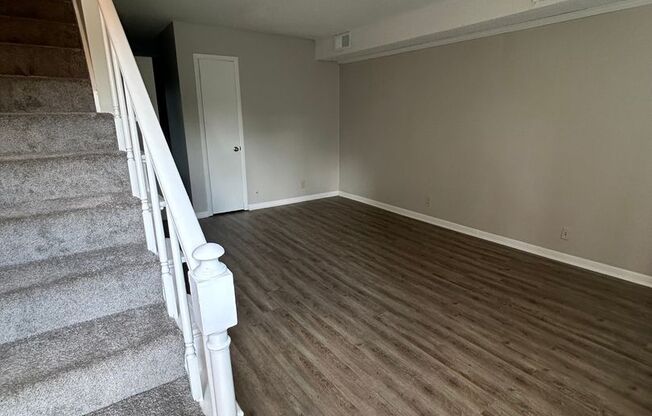 2 beds, 1.5 baths, 1,045 sqft, $1,200, Unit B4-01