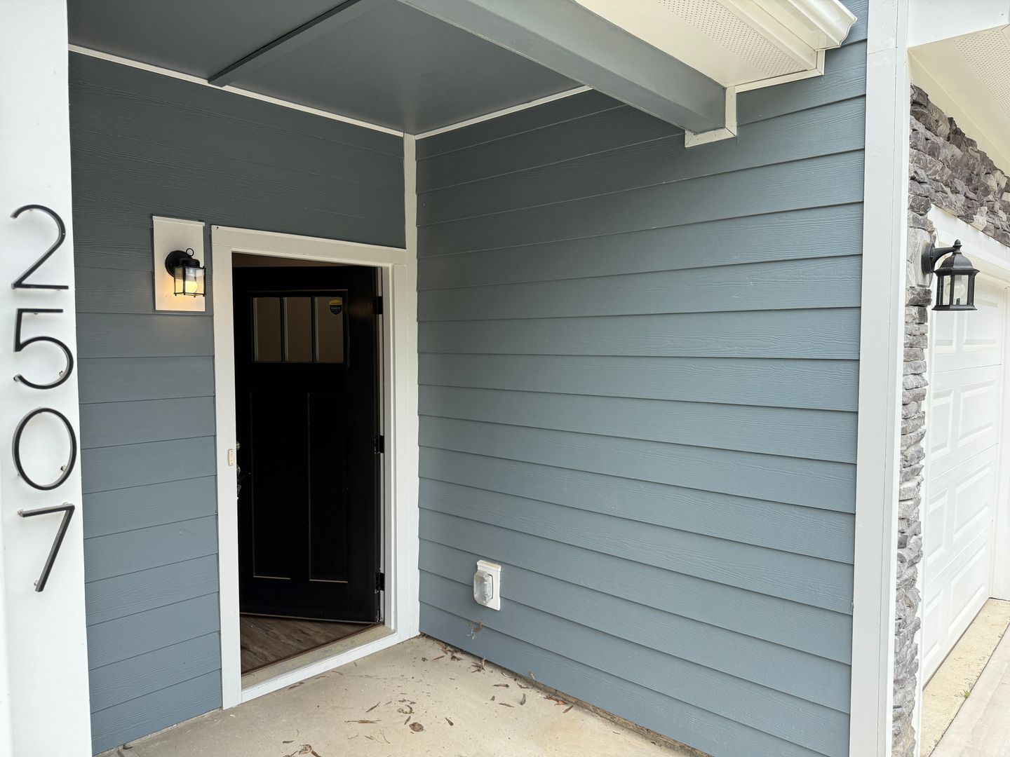 Brand New Townhome Minutes from uptown Charlotte