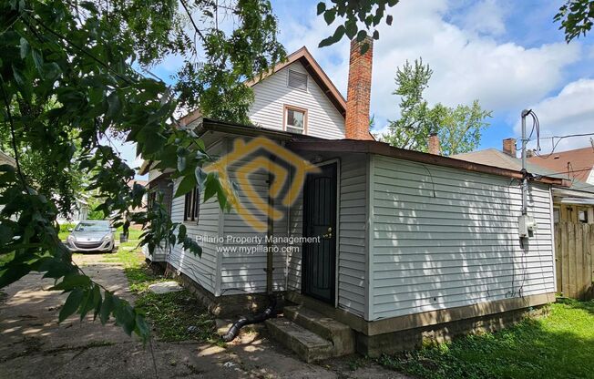 $500 OFF MOVE-IN SPECIAL!!! Eastside Newly Renovated 3 Bedroom / 2 Bath!