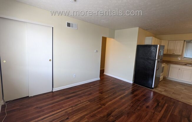 2 beds, 1 bath, 756 sqft, $1,195, Unit 505 E. Columbus St. Unit D