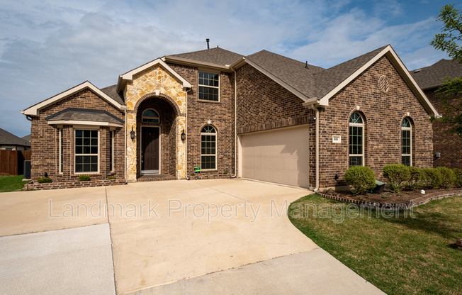 808 HERTFORDSHIRE LN