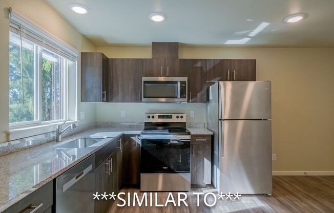 2 beds, 2 baths, 1,092 sqft, $1,650, Unit 1051-204