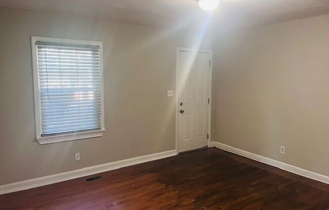 2 beds, 1 bath, 625 sqft, $955, Unit 2634  Apt 4