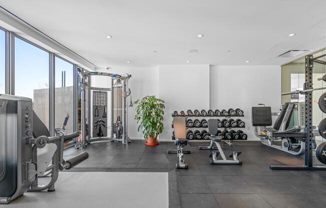 2 beds, 2 baths, $6,008, Unit PH3C