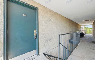 1 bed, 1 bath, 550 sqft, $1,000, Unit 323