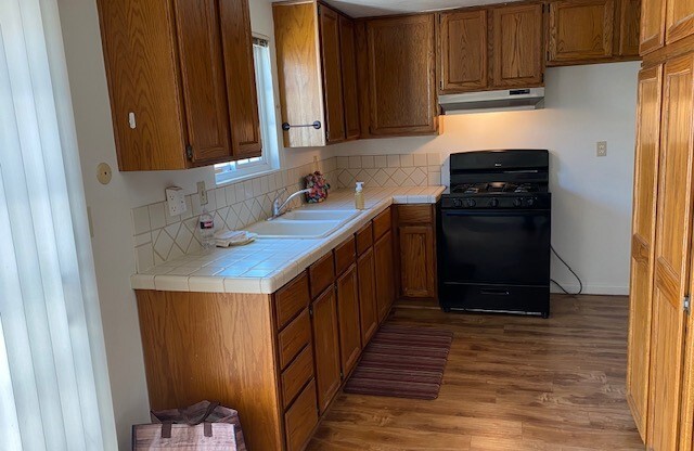 1612 S 7 ST