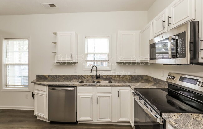 3 beds, 2.5 baths, 1,408 sqft, $1,750, Unit 3005