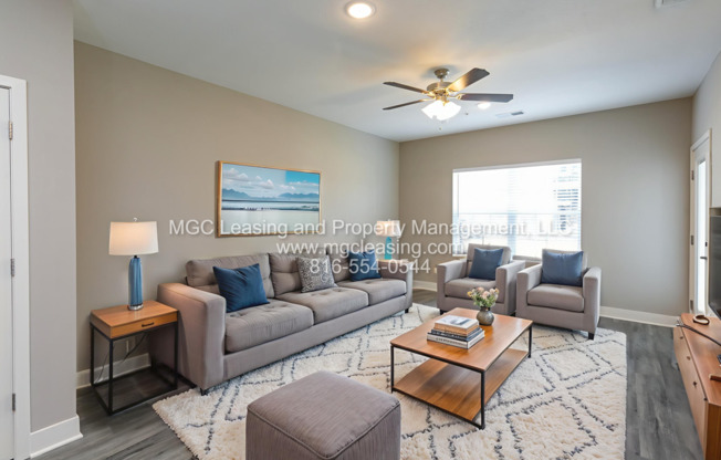 1 bed, 1 bath, 650 sqft, $1,109, Unit 5620-1A NE 80th Ter