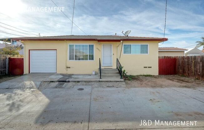 3341 CHAMOUNE AVE
