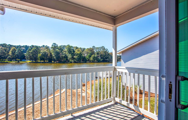 Castaways at Hidden Harbor Apartments