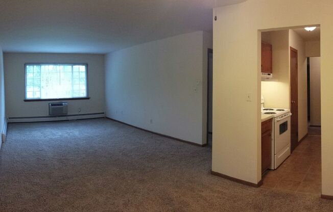 2 beds, 1 bath, 790 sqft, $824, Unit 331