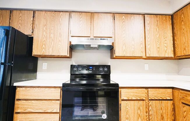 1 bed, 1 bath, 643 sqft, $1,275, Unit 210