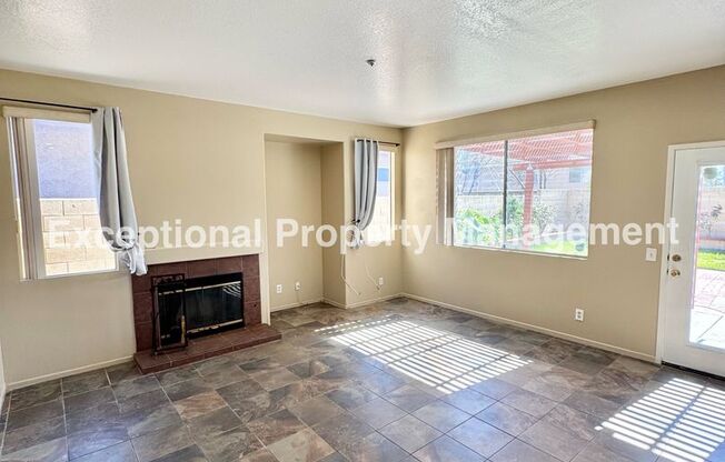 Ready to move in 3 bed 3 bath home