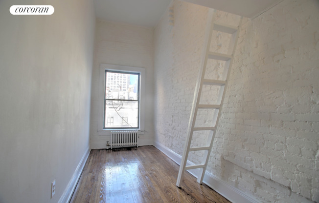 Studio, 1 bath, $1,980, Unit 18