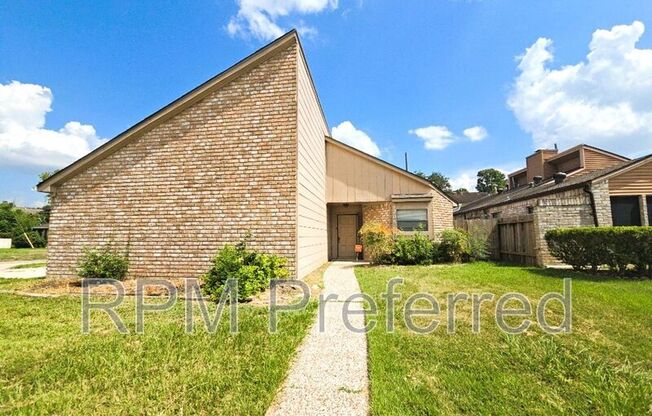 1705 BODART CT