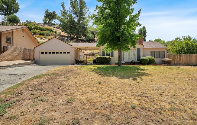 Great 3 Bedroom Home with Large Lot and NO HOA!