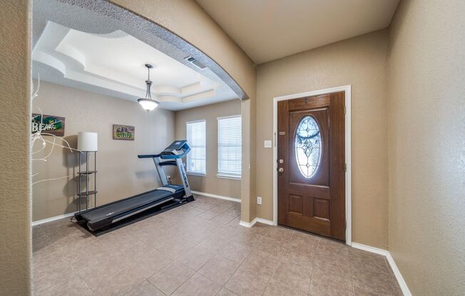 BEAUTIFUL 3-BEDROOM HOME IN ROSE MEADOWS