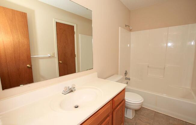 3 beds, 2 baths, 1,450 sqft, $1,995