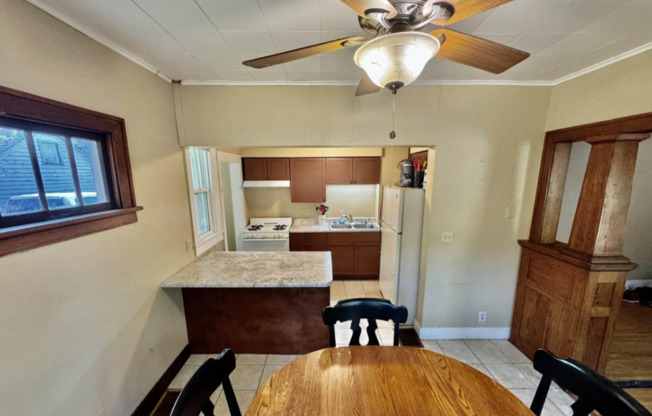 3 beds, 1 bath, $1,200