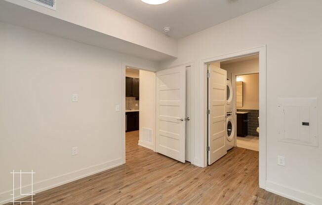 1 bed, 1 bath, 470 sqft, $1,325, Unit 1050 N 4th St. Apt. 209