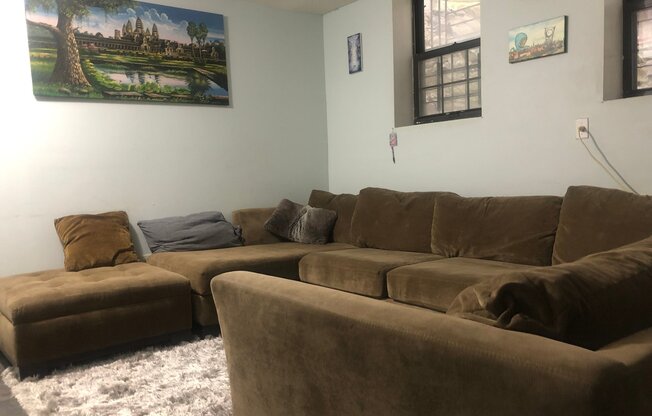 558 LAFAYETTE AVE