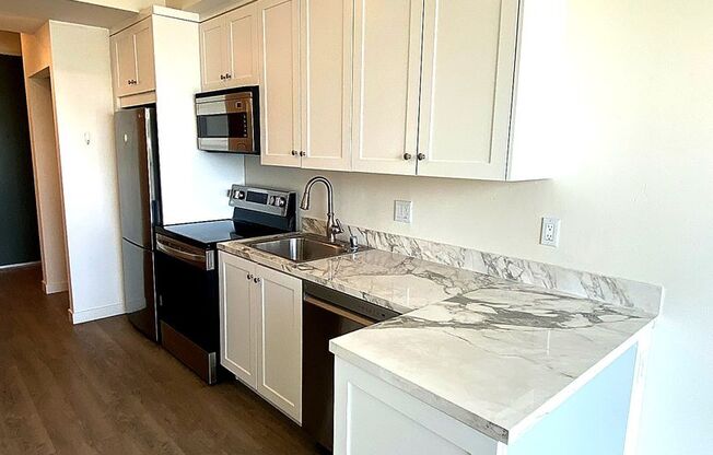 Studio, 1 bath, $2,295, Unit Unit 511