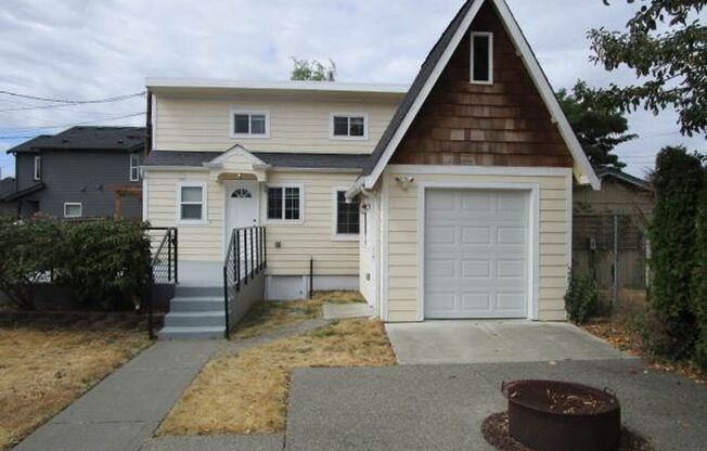 2 Bedroom, 1 Bathroom Tacoma Home