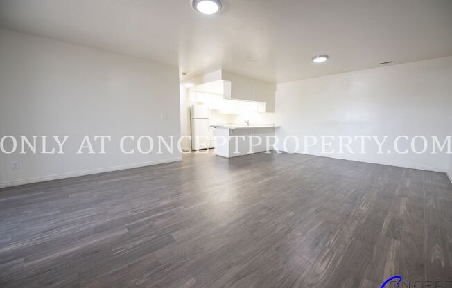 3 beds, 2 baths, 1,350 sqft, $1,649, Unit 4034 22