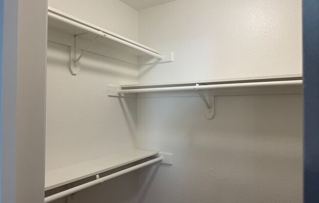 2 beds, 2 baths, 980 sqft, $3,155, Unit 819-34