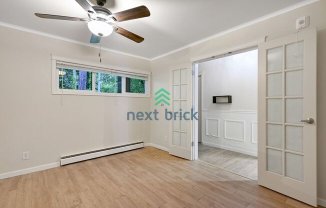 Beautiful home with 2 beds and 1 bath for rent in Downtown Bellevue