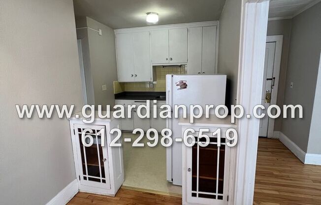 1 bed, 1 bath, 615 sqft, $975, Unit #12