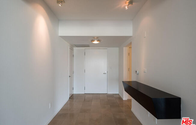 2 beds, 2.5 baths, 1,855 sqft, $8,500, Unit 1803