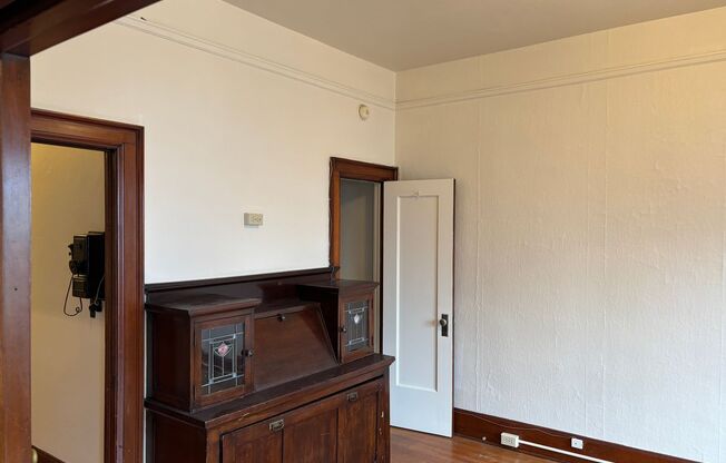 1 bed, 1 bath, 610 sqft, $1,130, Unit 503