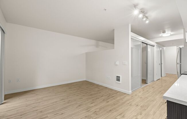 1 bed, 1 bath, 518 sqft, $1,695, Unit 125