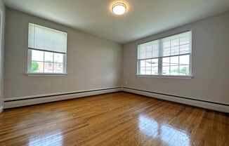 1 bed, 1 bath, $1,395, Unit H-3