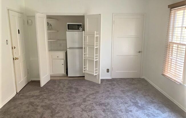 1772-1782 ORCHID AVE.