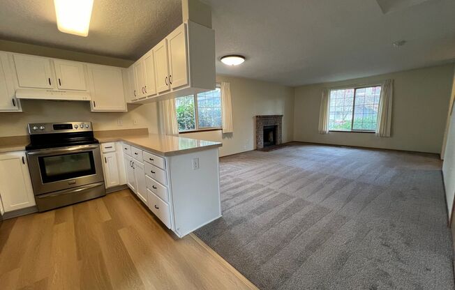 2 beds, 2.5 baths, 1,090 sqft, $1,825, Unit 128