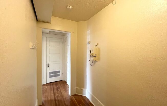 N0393 - Kent Apartments